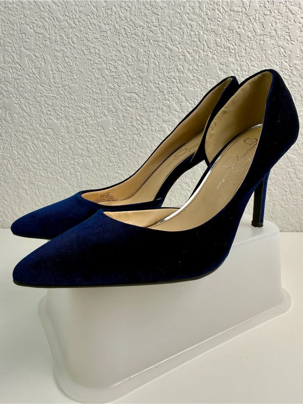 Jessica Simpson | Livvy | Blue Velvet D'Orsay Pumps | 9
